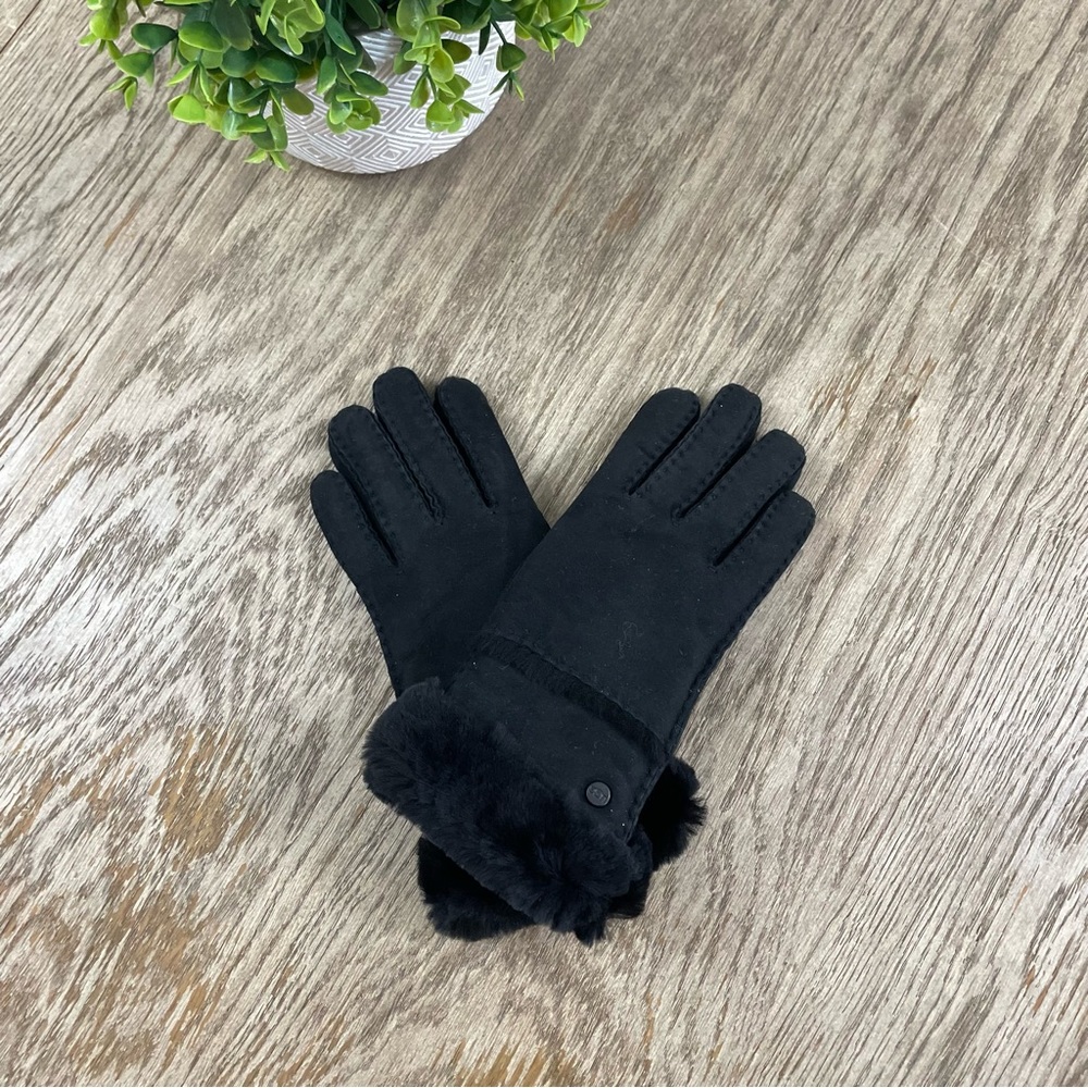 Ugg Black Seamed Touchscreen Compatible Genuine S… - image 3